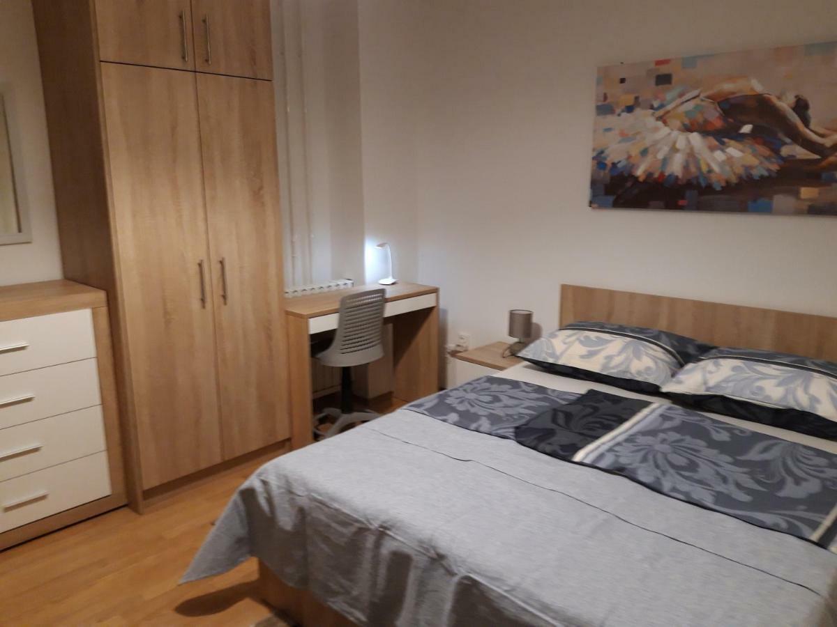 Apartman Centros 奥西耶克 外观 照片