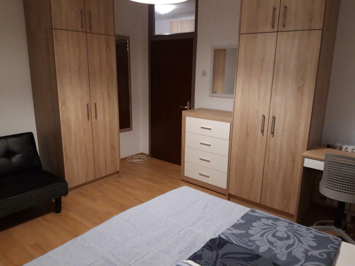 Apartman Centros 奥西耶克 外观 照片